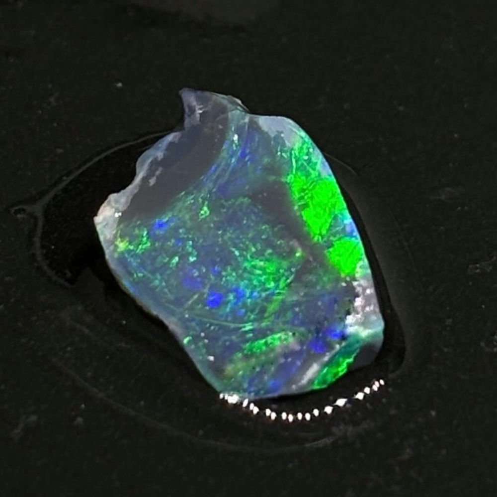 Gorgeous High End Australian Lightning Ridge Single Black Opal Rough